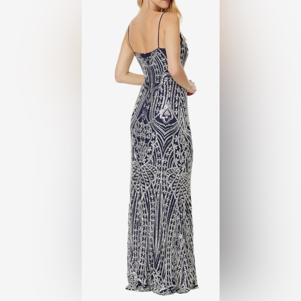 Betsy & Adam
Navy Long Beded Sequin Placement Slit Sz 6 - Picture 3 of 8